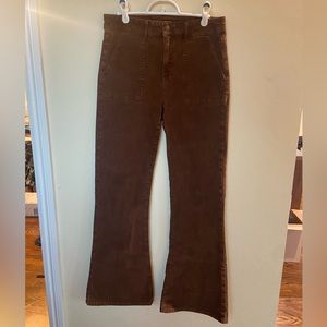 American Eagle Corduroy High-Waisted Flare Pant - Size 6